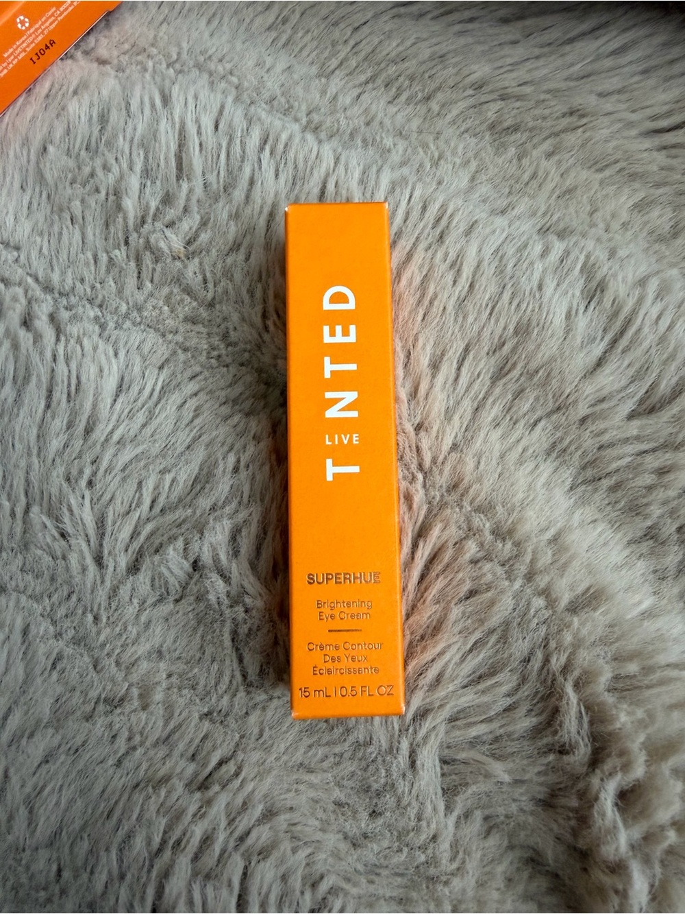 Live Tinted Superhue Brightening Eye Cream